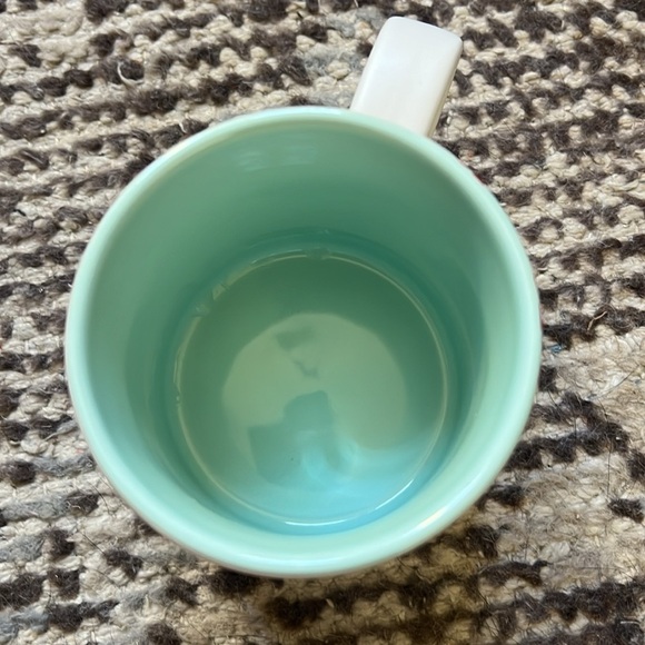 Starbucks 2018 Holiday Christmas Holly Berry Mug, 12 Fl. Oz. - Picture 5 of 5